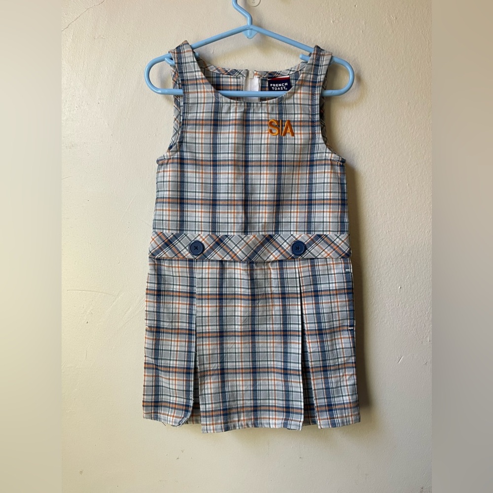 Success Academy size 4 jumper dress